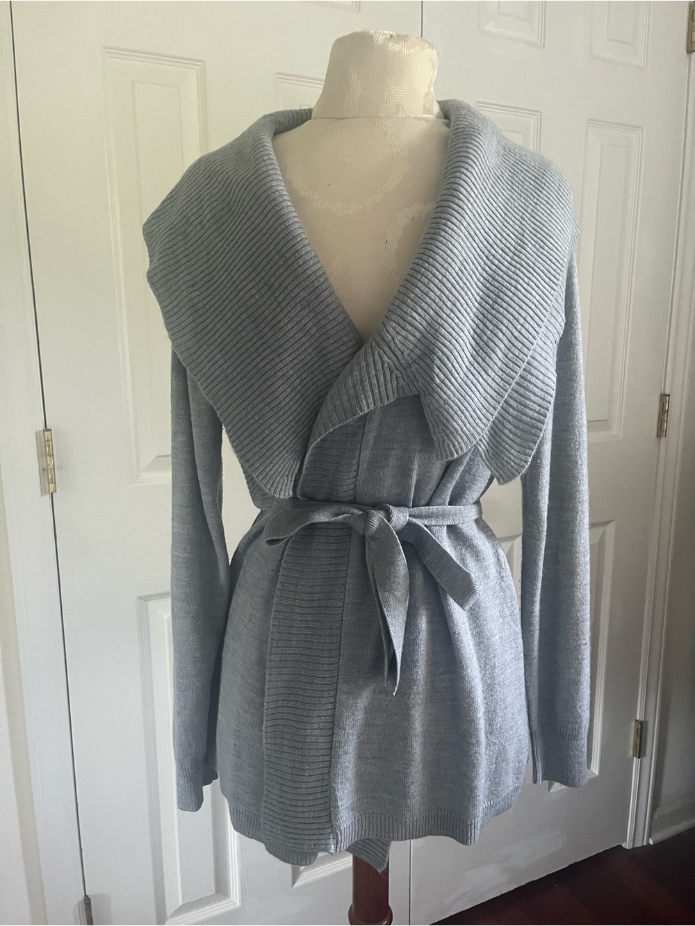 89th & Madison Cozy Dove Grey Shawl Collar Belted Sweater Cardigan